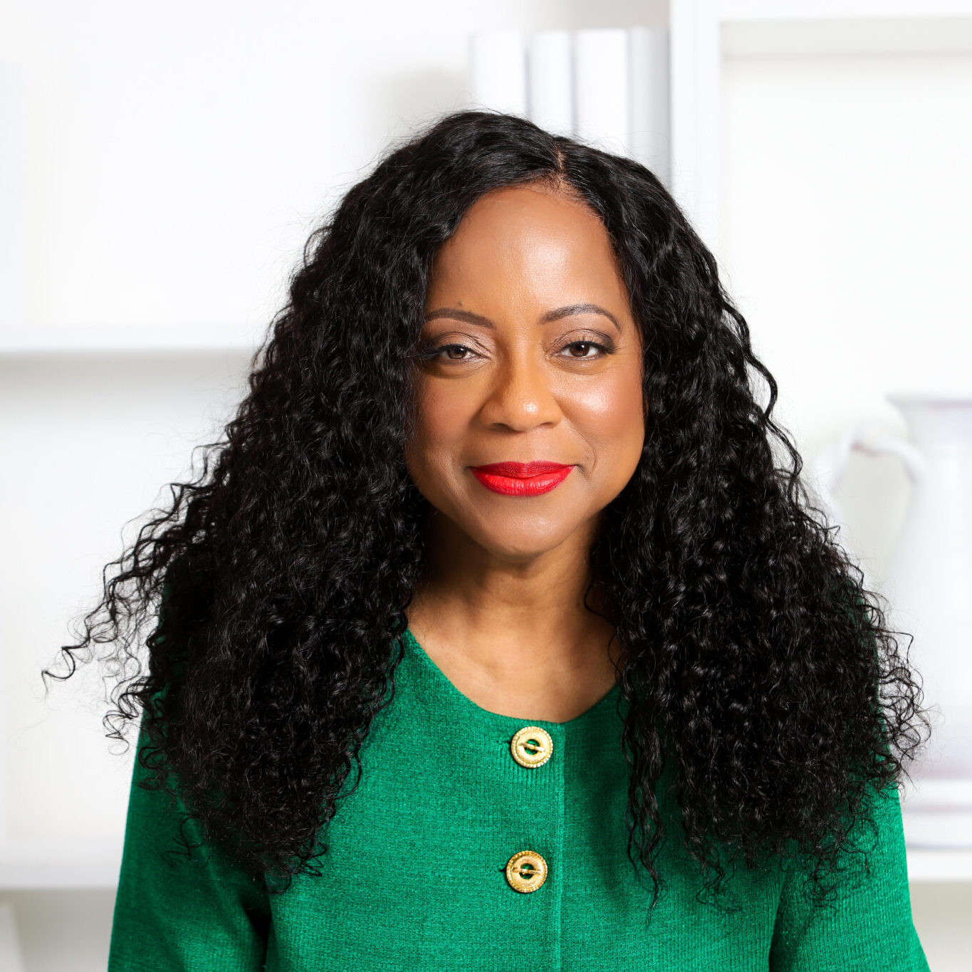 Linda Clemons headshot